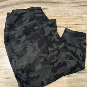 LULULEMON Camo Align Pant II 25"